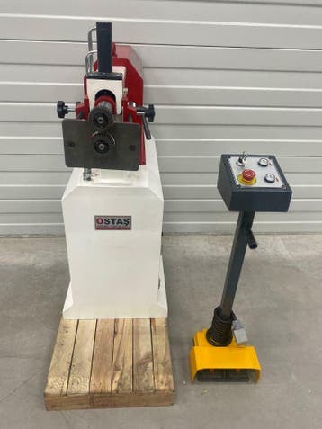 OSTAS KMRH 1,2 voormachine velsmachine 1,2 mm hydraulisch, Nieuw