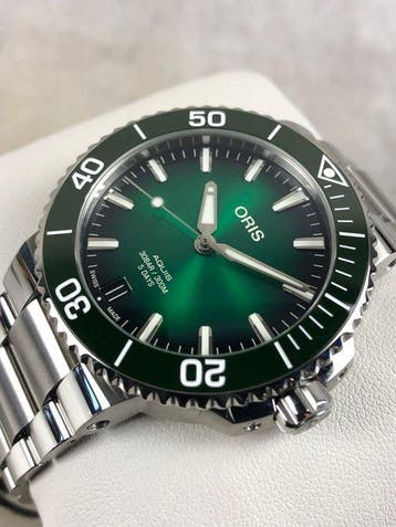 Oris - Aquis Date Calibre 400-2 Automatic - Zonder, Nieuw