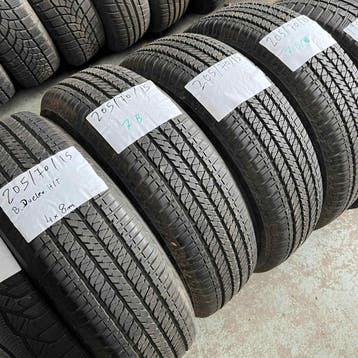 4 x Bridgestone 205-70-15 Zomerbanden 8mm, Auto-onderdelen, Gebruikt, 15 inch, Band(en), Personenwagen