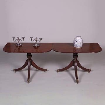 Engelse eetkamertafel waar heel goed armstoelen onder passen, Ophalen of Verzenden