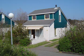 Luxe 6-p vakantiewoning Texel 3 tot 6 juli NU voor €599, Huisdier toegestaan, Waddeneilanden, Recreatiepark, Eigenaar