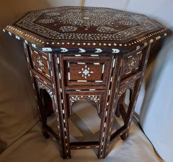 Kanhaya Lal Brij Lal - Bijzettafel - shaisham / bone inlay -, Antiek en Kunst