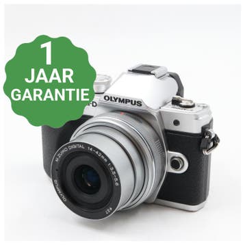 Digitale fotocamera  Olympus OM-D E-M10 mark III + M.Zuiko, Verzenden, Gebruikt, Olympus