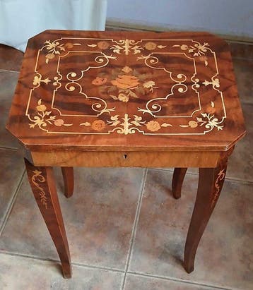 Bijzettafel - Hout - Oude victoriaanse tafel, Antiek en Kunst