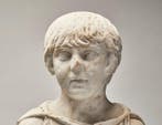 Oud-Romeins Marmeren borstbeeld van Marcus Annius Verus