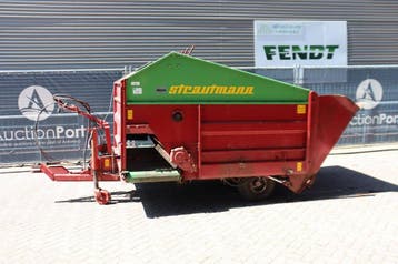 Veiling: Kuilvoerwagen Strautmann, Ophalen, Akkerbouw, Oogstmachine
