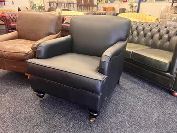 Chesterfield Maarssen !! Zwart Leren Chesterfield Fauteuil, Ophalen, Zo goed als nieuw, Leer, Chesterfield