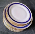 ILMENAU Graf von Henneberg Porzellan - Tafelservies (18) -