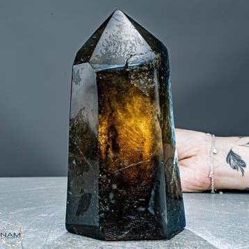 Natuurlijke rookkwarts-obelisk – warme transparantie met