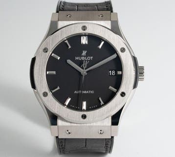 Hublot - Classic Fusion Titanium Automatic - 511.NX.1171.LR, Nieuw