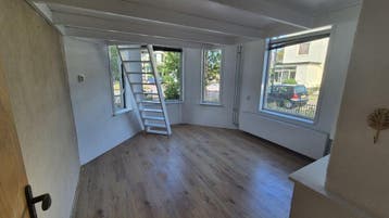 Te huur: Studio Nassaulaan in Apeldoorn, Gelderland, Apeldoorn