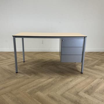 bureau met vast ladeblok 140x70 cm,   ahorn - grijs, Ophalen of Verzenden, Gebruikt
