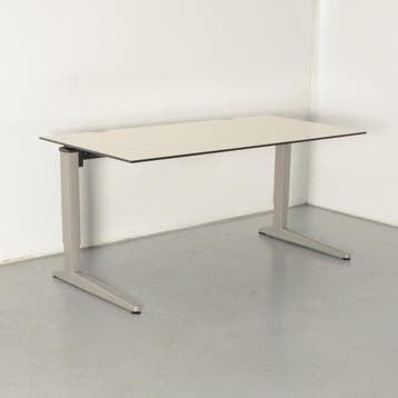 Ahrend Four Two bureau, wit gespikkeld blad, 160 x 80 cm,, Ophalen of Verzenden, Nieuw
