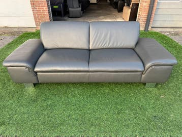 Bankstel  design 3 zit bank  donker groen  leer sofa ZGAN, Huis en Inrichting, Banken | Bankstellen, Design, Driepersoons, Rechte bank