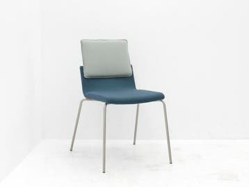 Vergaderstoel Gispen Triennial - zitting blauw - rug, Werkplek, Ophalen of Verzenden, Gebruikt, Overige typen