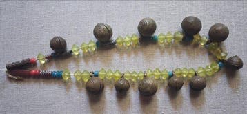 Vaseline Afrikaanse handelskralenketting met messing
