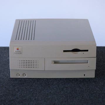 Apple Macintosh Performa 600 — Early Caddy-Loaded CD Version, Nieuw