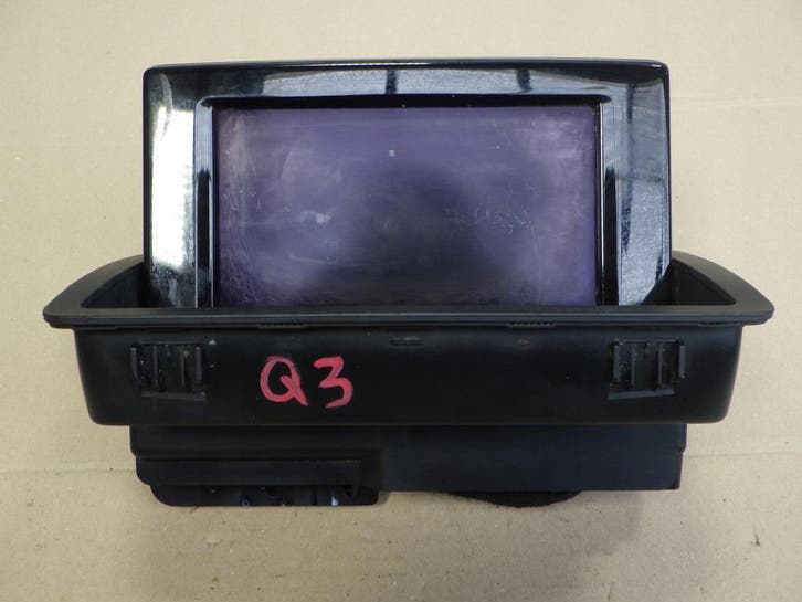Audi Q3 navigatie radio display 8U0857273B, Auto-onderdelen, Elektronica en Kabels, Gebruikt, Verzenden