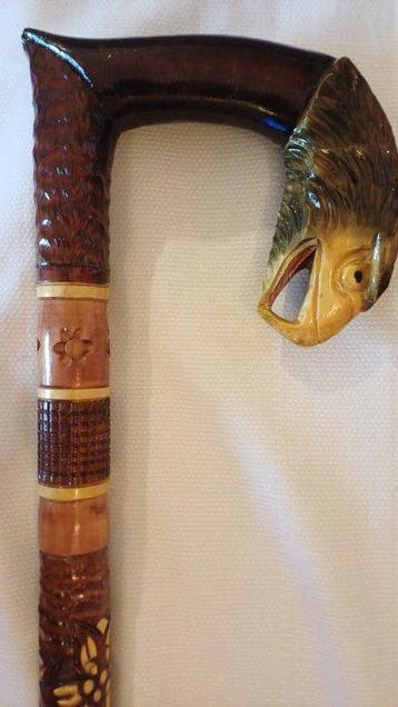 sculptuur, Bastone da passeggio intagliato a mano - 91 cm -, Antiek en Kunst, Curiosa en Brocante