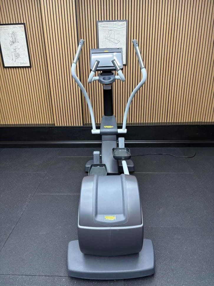 Technogym Excite (DE583B) SYNCHRO EXCITE 1000, Sport en Fitness, Fitnessapparatuur, Gebruikt, Verzenden