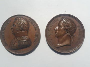 Frankrijk. Lot de 2 médaille en bronze Charles Ferdinand,