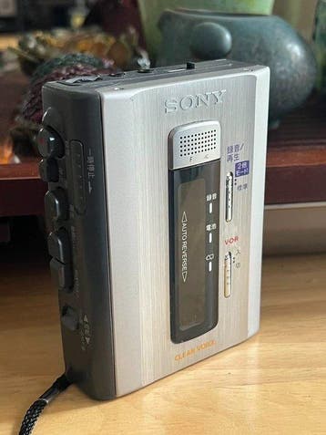 Sony - TCM-500 Draagbare cassettespeler, Nieuw