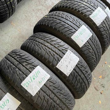 4 x Nokian WR 225-65-17 Winterbanden 7,5mm, Auto-onderdelen, Banden en Velgen, Gebruikt, 17 inch, Band(en), Personenwagen