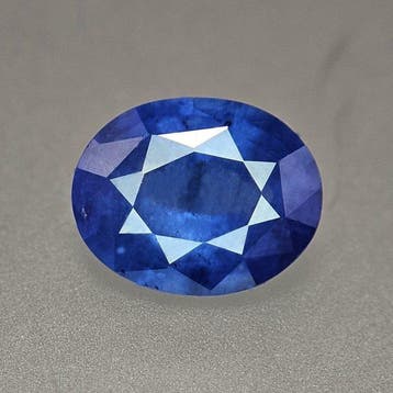 1 pcs Blauw Saffier - 2.48 ct - nternational Colored, Nieuw