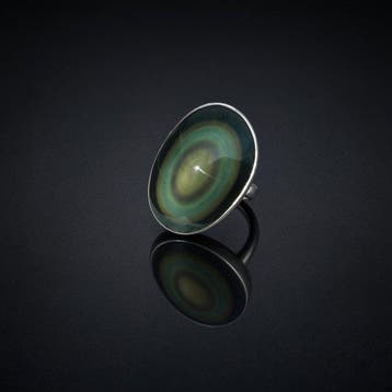 Ring van obsidiaan met hemel-oog. Hoge kwaliteit.