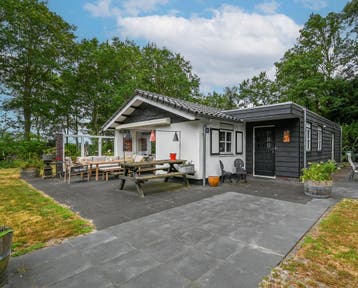 Drenthe: Vakantiepark Westerbergen nr 065 te koop, Huizen en Kamers, Drenthe