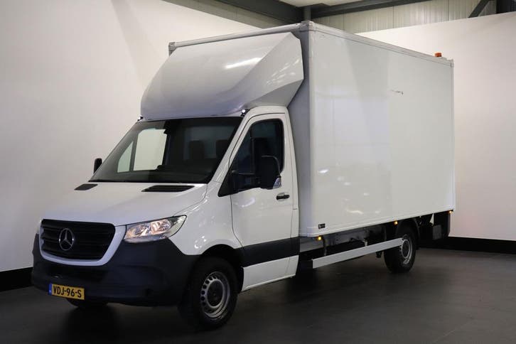 Zakelijke Lease |  Mercedes-Benz Sprinter 314 2.2 CDI Automa, Auto's, Bestelauto's, Onderhoudsboekje, Lease, Zwart, Automaat, Wit