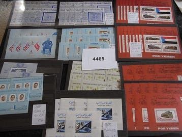 Jemen 1960/1983 - Groot lot van 86 MNH souvenirvellen, Gestempeld