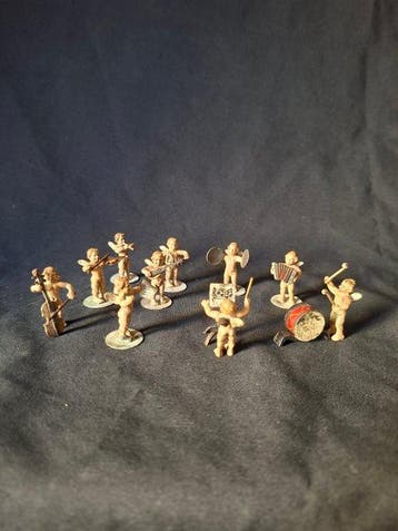 Franz Bergmann - sculptuur, Miniature putti orchestra - 3 cm