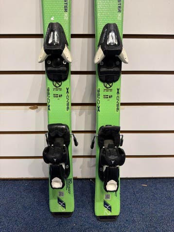 Atomic Redster X2 – Kinder Carving Ski met Binding-130, Sport en Fitness, Gebruikt, Ophalen of Verzenden, Carve, Atomic