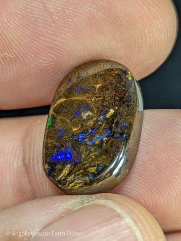 12,28 ct - Natuurlijke kostbare Boulder-Opaal uit
