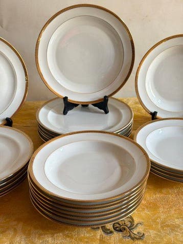 Georges Boyer Limoges - Tafelservies (24) - Porselein -