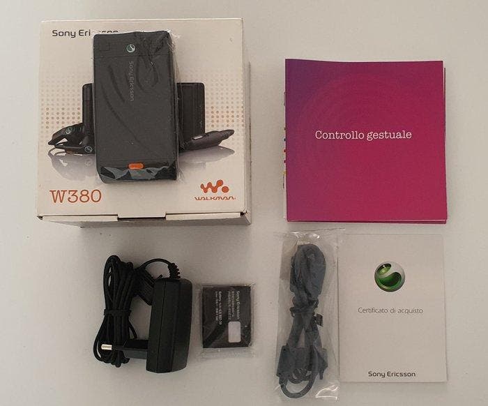 Sony Ericsson W380 - Mobiele telefoon - In originele, Spelcomputers en Games, Spelcomputers | Overige Accessoires