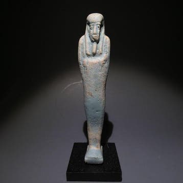 Oud-Egyptisch Faience Shabti. 11 cm hoog. 30e Dynastie,