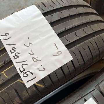 2 x Continental PremiumContact 5 195-55-16 Zomerbanden 6mm, Gebruikt, 16 inch, Ophalen of Verzenden, Band(en)