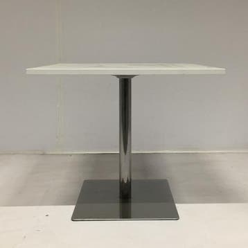 (MDK-106530) Kolompoot tafel met verchroomde voet, Ophalen of Verzenden, Gebruikt