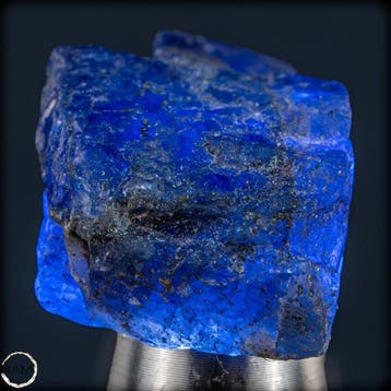 Natuurlijke, zeldzamere tanzaniet-ruw kristal – intens blauw