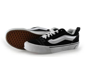 Vans Sneakers Jongens in maat 38 Zwart, Jongen of Meisje, Schoenen, Zo goed als nieuw, Vans