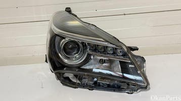 Toyota Yaris III P13 Facelift LED rechter koplamp rechts, Ophalen, Gebruikt, Toyota