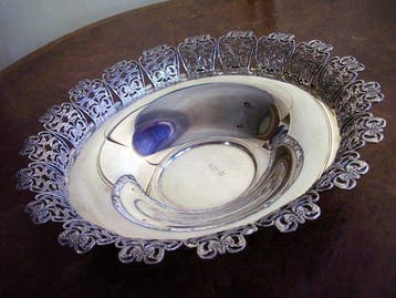Tafelmiddenstuk - .800 zilver - 800 Florentijns zilver, Antiek en Kunst