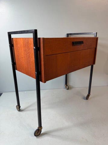 Naaidoos - Vintage Teak Naaikastje / Bijzettafel op Wielen –