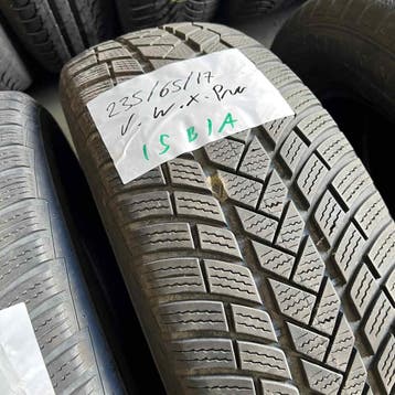 2 x Vredestein 235-65-17 Winterbanden 6mm, Gebruikt, 17 inch, 235 mm, Band(en)