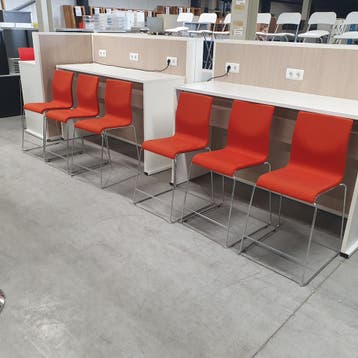 Ahrend 370 halfhoge design krukken - oranje stof - 61 cm zit, Ophalen of Verzenden, Nieuw