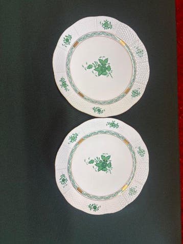 Herend - Bord (2) - Porselein - Apponyi groen bord 25,5
