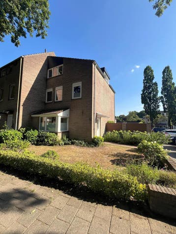 Woonhuis met 6 kamers in Veldhoven, Huizen en Kamers, Veldhoven, Overige soorten, Direct bij eigenaar