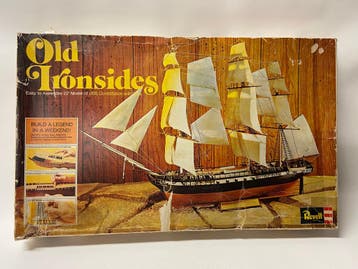 USS Constitution with Sails, Hobby en Vrije tijd, Verzenden, Nieuw